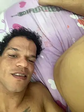 MaxyRyan online show from April 16, 2026, 9:39 pm