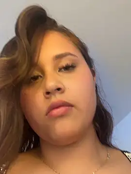 Sophie1  online show from April 30, 2026, 8:57 pm