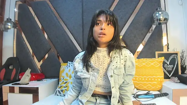 Snapshot of Maggyx chatting on February 23, 2026, 1:41 pm Maggyx online show from February 23, 2026, 1:41 pm