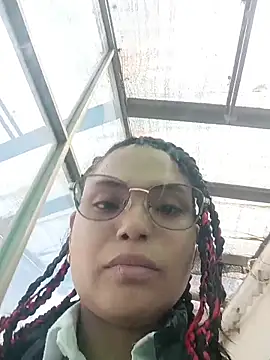 Snapshot of Maggyx chatting on February 28, 2026, 1:34 pm Maggyx online show from February 28, 2026, 1:34 pm