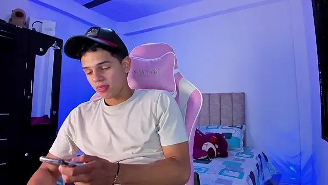 Adrian Prime  online show from March 17, 2026, 6:44 pm