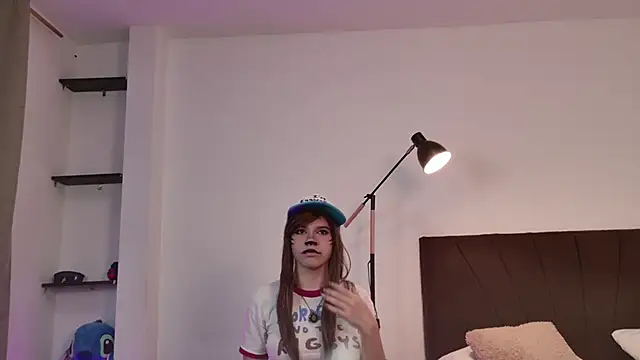 Snapshot of Raven_OA chatting on February 25, 2026, 12:26 pm Raven OA online show from February 25, 2026, 12:26 pm