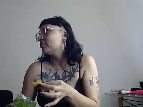 LanaGodard online show from February 20, 2026, 5:35 pm