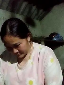 Snapshot of bongtuyet11 chatting on February 11, 2026, 12:32 pm bongtuyet11 online show from February 11, 2026, 12:32 pm