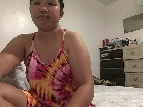 lady candy85 online show from February 12, 2026, 7:31 pm