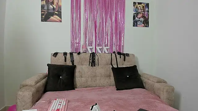 lila muak online show from April 2, 2026, 4:48 pm