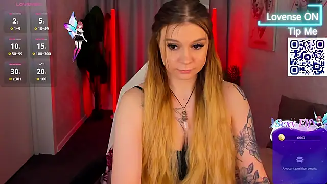 Amy Davisss online show from May 18, 2026, 1:02 am