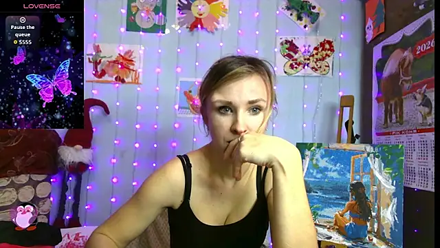 Snapshot of HarleyWidLife chatting on February 10, 2026, 12:31 pm HarleyWidLife online show from February 10, 2026, 12:31 pm