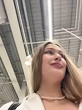 blonde exe online show from June 12, 2026, 3:22 pm