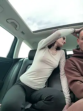 Snapshot of FortunaXmen chatting on April 1, 2026, 4:04 pm FortunaXmen online show from April 1, 2026, 4:04 pm