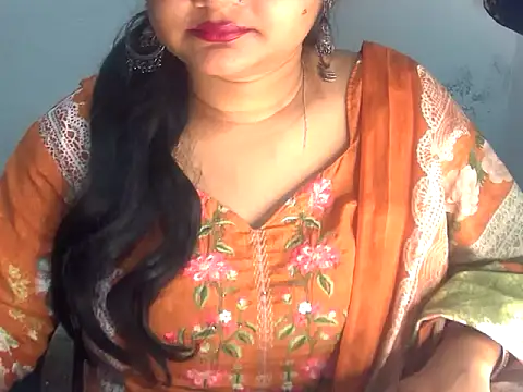 Snapshot of Saniya_K2 chatting on March 8, 2026, 4:44 pm Saniya K2 online show from March 8, 2026, 4:44 pm
