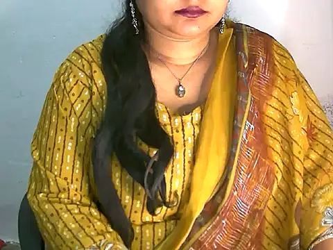 Snapshot of Saniya_K2 chatting on April 12, 2026, 4:12 pm Saniya K2 online show from April 12, 2026, 4:12 pm