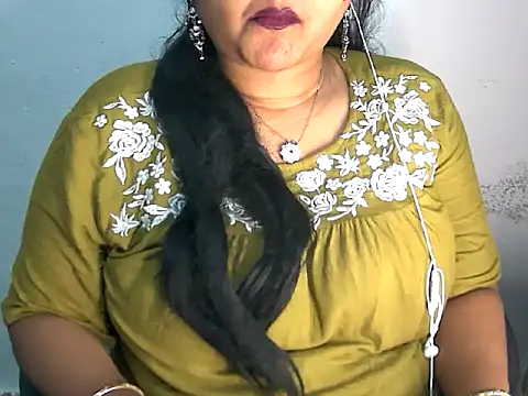 Snapshot of Saniya_K2 chatting on April 24, 2026, 3:47 pm Saniya K2 online show from April 24, 2026, 3:47 pm