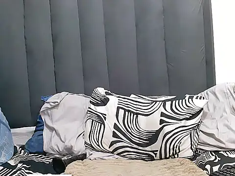 Ladyxx21 online show from February 9, 2026, 10:41 am