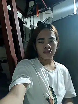 Wildcam21 online show from February 25, 2026, 3:16 am