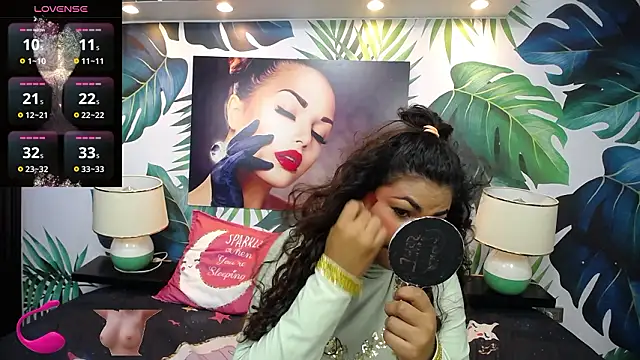 yaazhinii online show from March 25, 2026, 11:38 am