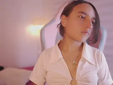 Snapshot of _emily_jonexs chatting on February 9, 2026, 8:35 pm emily jonexs online show from February 9, 2026, 8:35 pm