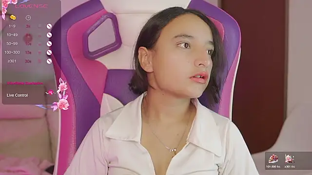 Snapshot of _emily_jonexs chatting on February 15, 2026, 5:20 pm emily jonexs online show from February 15, 2026, 5:20 pm