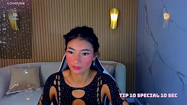 Snapshot of Perla_Moon_Tx chatting on February 21, 2026, 12:50 pm Perla Moon Tx online show from February 21, 2026, 12:50 pm