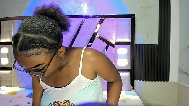 salem rosee online show from April 1, 2026, 1:50 am