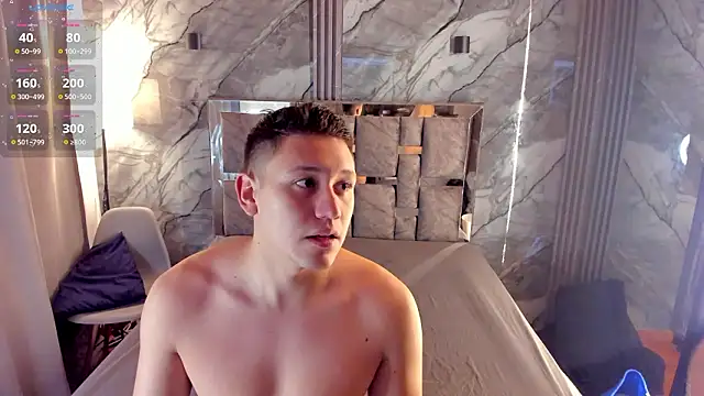 Snapshot of Manson_and_Zoe chatting on March 8, 2026, 11:14 am Manson and Zoe online show from March 8, 2026, 11:14 am