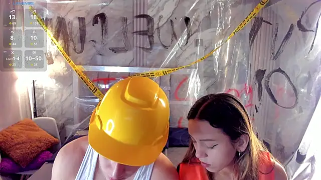 Snapshot of Manson_and_Zoe chatting on March 15, 2026, 11:49 am Manson and Zoe online show from March 15, 2026, 11:49 am