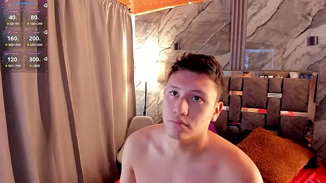 Snapshot of Manson_and_Zoe chatting on March 19, 2026, 11:25 am Manson and Zoe online show from March 19, 2026, 11:25 am