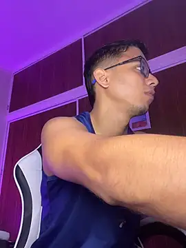 Snapshot of Gael_Velaryx chatting on February 6, 2026, 5:05 pm Gael Velaryx online show from February 6, 2026, 5:05 pm