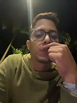 Snapshot of Gael_Velaryx chatting on February 20, 2026, 3:36 am Gael Velaryx online show from February 20, 2026, 3:36 am