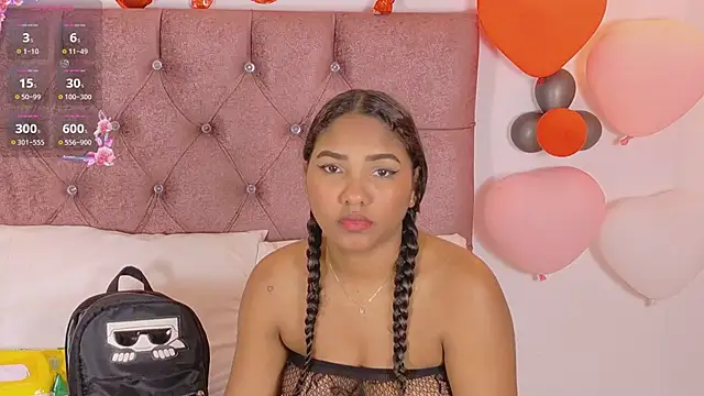 Snapshot of xblack_moon chatting on February 16, 2026, 7:43 pm xblack moon online show from February 16, 2026, 7:43 pm