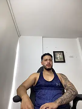 MattiaDupont online show from March 18, 2026, 9:29 pm