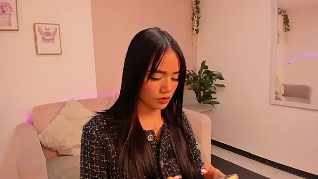 Snapshot of Mila_jenner chatting on February 25, 2026, 12:04 pm Mila jenner online show from February 25, 2026, 12:04 pm