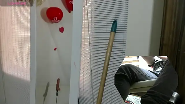 Nyomi browm online show from February 11, 2026, 4:23 pm