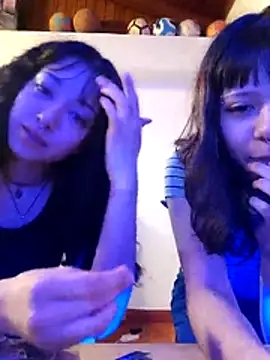 Snapshot of Liliith7 chatting on April 11, 2026, 7:13 am Liliith7 online show from April 11, 2026, 7:13 am