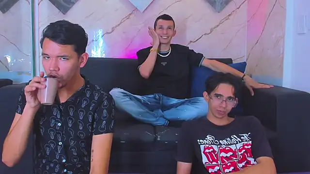 Snapshot of Wonka_1 chatting on February 12, 2026, 3:45 am Wonka 1 online show from February 12, 2026, 3:45 am