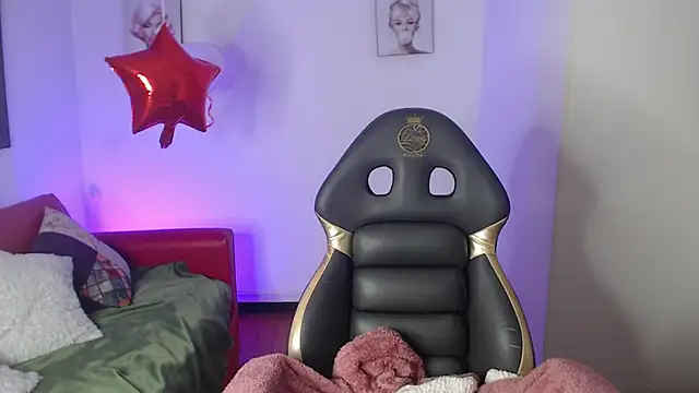 Snapshot of Katia_pretty_x chatting on February 22, 2026, 8:40 pm Katia pretty x online show from February 22, 2026, 8:40 pm