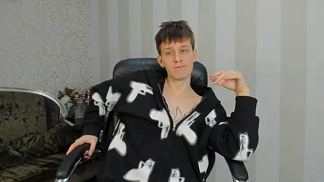 Snapshot of PackBev chatting on February 7, 2026, 8:01 pm PackBev online show from February 7, 2026, 8:01 pm