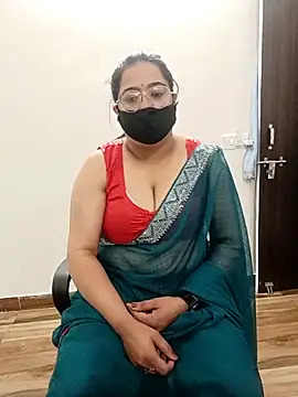 Snapshot of GangbangCouple chatting on February 7, 2026, 12:20 pm GangbangCouple online show from February 7, 2026, 12:20 pm