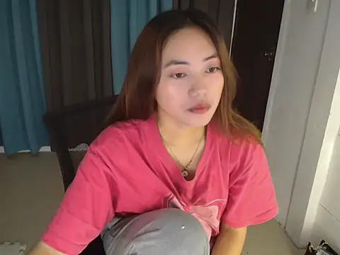 Snapshot of babydenxx69 chatting on February 18, 2026, 3:13 am babydenxx69 online show from February 18, 2026, 3:13 am