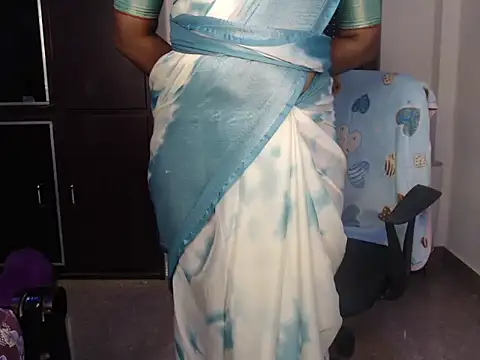 VixenNandhu online show from July 28, 2026, 6:31 am