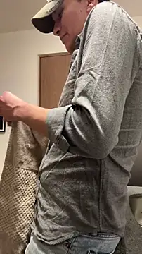 Snapshot of patbass7 chatting on February 13, 2026, 6:31 am patbass7 online show from February 13, 2026, 6:31 am