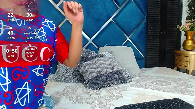 VenuzNaughty online show from February 9, 2026, 12:53 pm