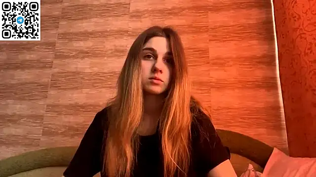 Snapshot of LovelySilk_63 chatting on February 21, 2026, 10:16 am LovelySilk 63 online show from February 21, 2026, 10:16 am