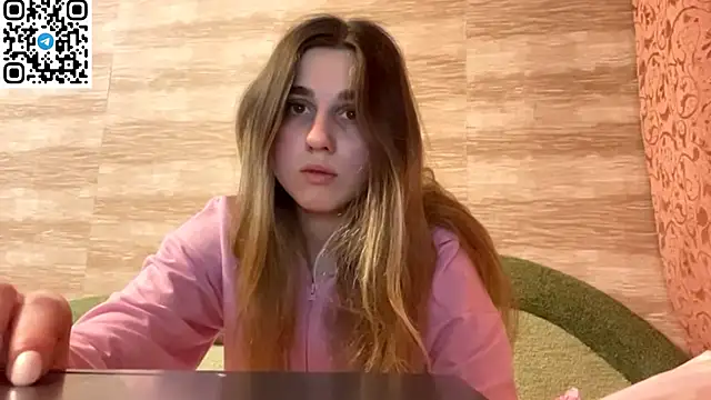 Snapshot of LovelySilk_63 chatting on February 23, 2026, 9:01 pm LovelySilk 63 online show from February 23, 2026, 9:01 pm