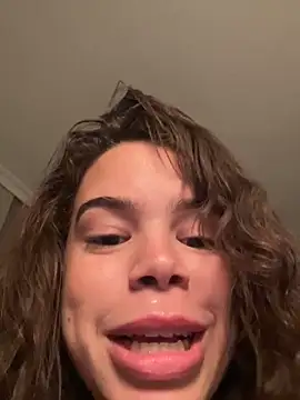Brigitte01 online show from May 10, 2026, 9:53 pm