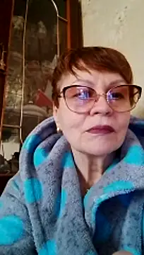 SophieBurns online show from March 12, 2026, 10:10 am