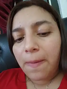 MajoArias online show from April 14, 2026, 11:55 pm