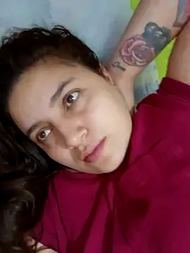 MajoArias online show from May 6, 2026, 4:41 am