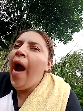 MajoArias online show from May 18, 2026, 4:57 pm