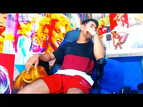 warmNoah online show from February 18, 2026, 3:13 am